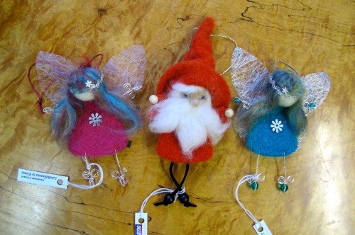 christmas decorations at cleo